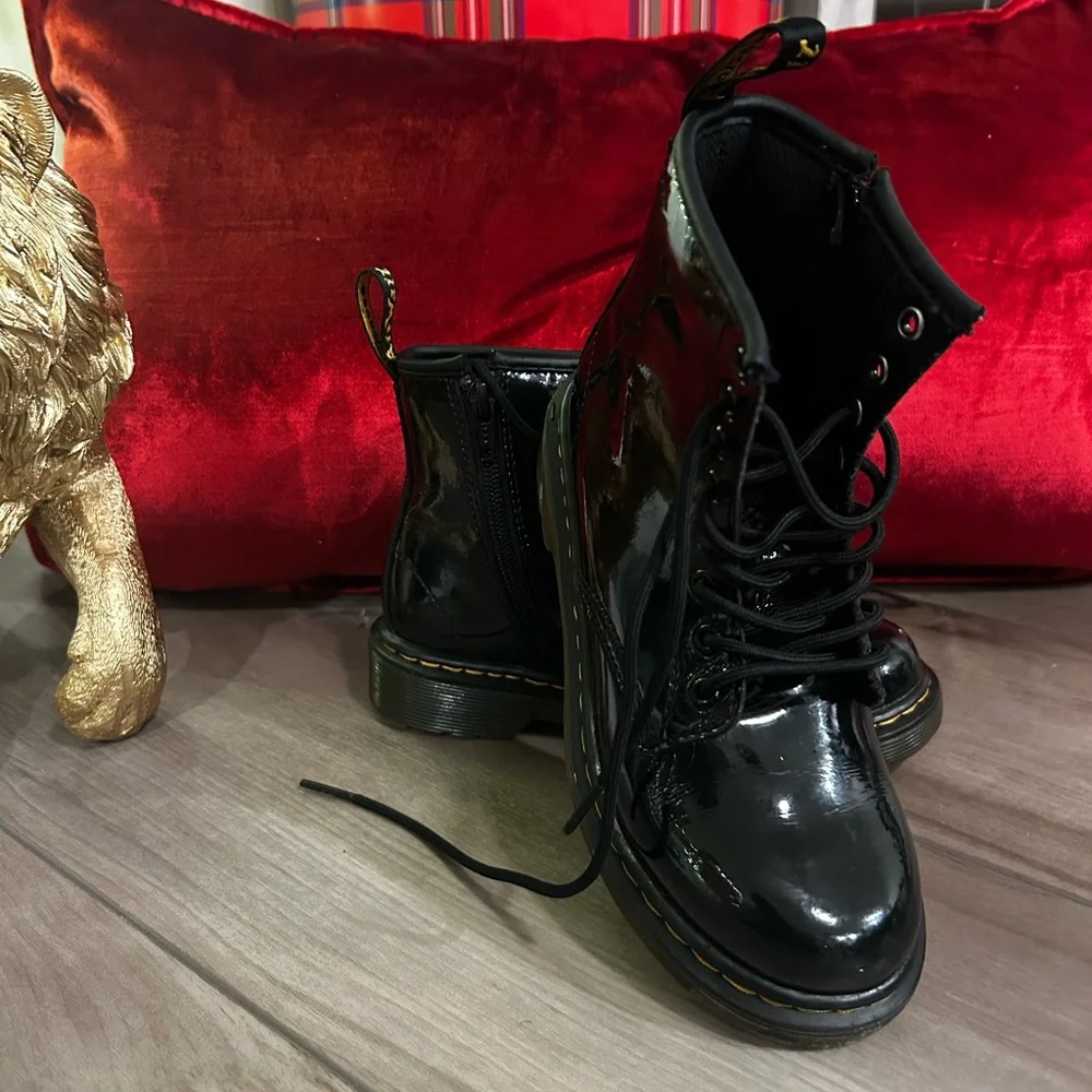 Junior 1460 Black Patent Leather Lace-Up Boots